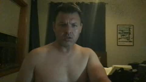 Snapshot of chicagoguy7183 chatting on 06/08/26, 05:19 chicagoguy7183 online show from 06/08/26, 05:19