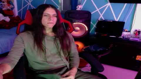 chico_explosivo online show from 10/31/25, 12:33