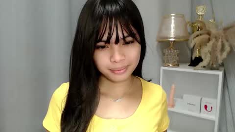 Snapshot of chictemptation_ chatting on 05/07/26, 12:49 CRISTINE3. online show from 05/07/26, 12:49
