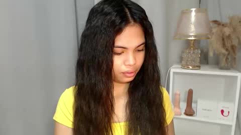 Snapshot of chictemptation_ chatting on 05/27/26, 11:13 CRISTINE3. online show from 05/27/26, 11:13