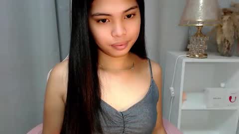 Snapshot of chictemptation_ chatting on 05/29/26, 11:03 CRISTINE3. online show from 05/29/26, 11:03