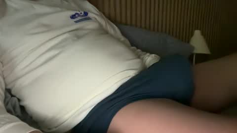 chiguy63v4 online show from 11/09/25, 02:59