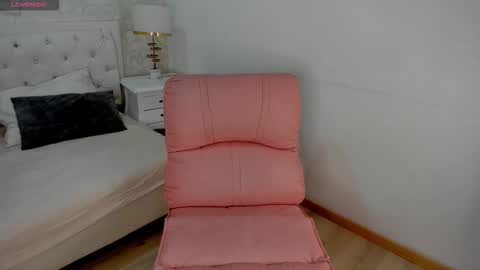 Chiki online show from 10/17/25, 12:52