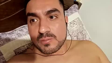 chileanboy77 online show from 09/16/25, 09:10