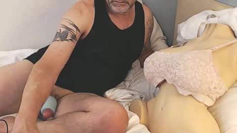 new toy online show from 11/01/25, 03:19