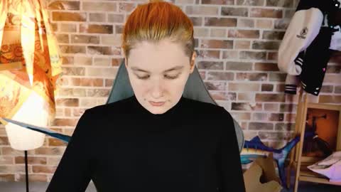 Bella online show from 10/03/25, 05:26