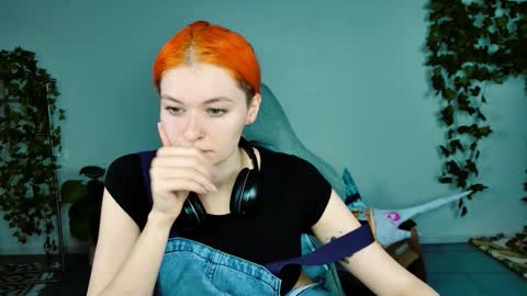 Bella online show from 10/18/25, 05:43