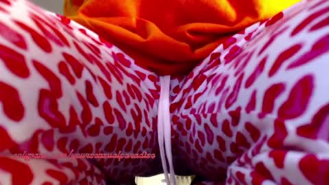 yoursensualparadise online show from 02/05/25, 09:40