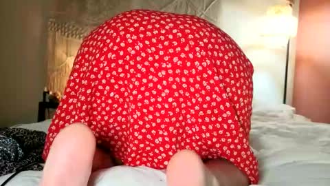 yoursensualparadise online show from 05/05/26, 04:15