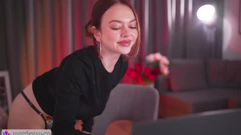 Snapshot of chillwithstacy chatting on 10/03/25, 08:50 chillwithstacy online show from 10/03/25, 08:50