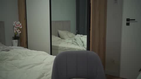 Snapshot of chillwithstacy chatting on 10/14/25, 08:53 chillwithstacy online show from 10/14/25, 08:53