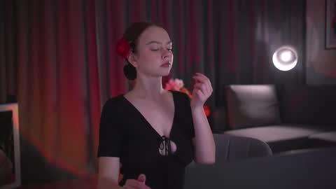 Snapshot of chillwithstacy chatting on 10/29/25, 10:11 chillwithstacy online show from 10/29/25, 10:11