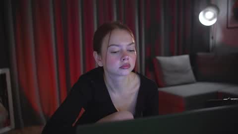 Snapshot of chillwithstacy chatting on 11/06/25, 09:59 chillwithstacy online show from 11/06/25, 09:59