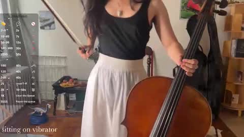 Snapshot of chiloschista chatting on 09/23/25, 09:51 judith online show from 09/23/25, 09:51