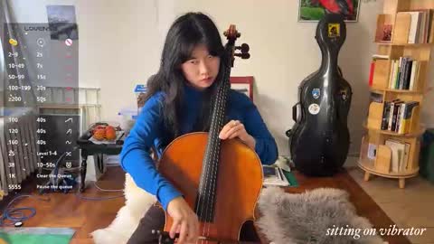 Snapshot of chiloschista chatting on 11/24/25, 08:08 judith online show from 11/24/25, 08:08