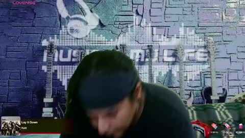 Enrique online show from 02/19/25, 02:55