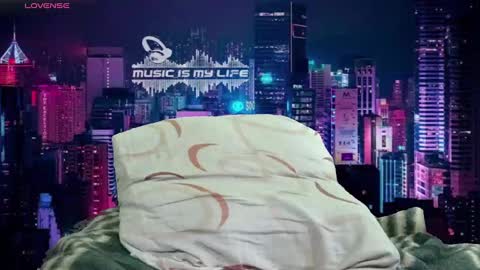 Enrique online show from 02/24/25, 12:05