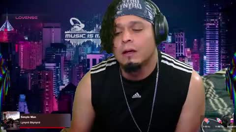 Enrique online show from 02/25/25, 04:21