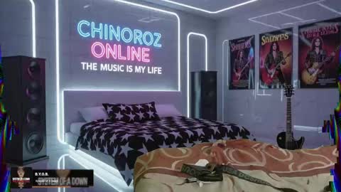 Snapshot of chinoroz chatting on 09/20/25, 07:15 Enrique online show from 09/20/25, 07:15