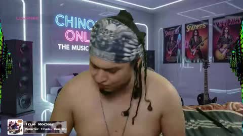 Snapshot of chinoroz chatting on 10/10/25, 07:18 Enrique online show from 10/10/25, 07:18