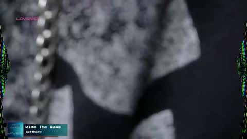 Snapshot of chinoroz chatting on 10/20/25, 07:20 Enrique online show from 10/20/25, 07:20