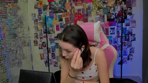 Snapshot of chio_mio chatting on 10/05/25, 02:10 chio_mio online show from 10/05/25, 02:10