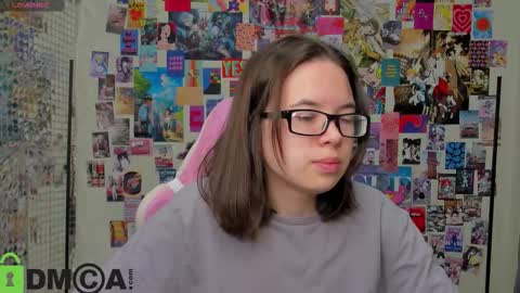 Snapshot of chio_mio chatting on 10/24/25, 02:41 chio_mio online show from 10/24/25, 02:41