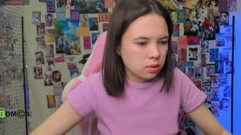 Snapshot of chio_mio chatting on 10/25/25, 02:52 chio_mio online show from 10/25/25, 02:52