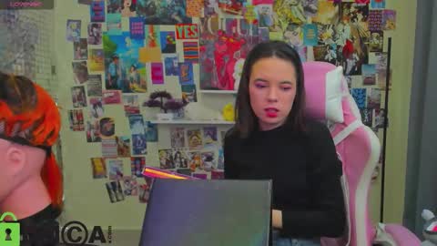 Snapshot of chio_mio chatting on 10/30/25, 02:13 chio_mio online show from 10/30/25, 02:13