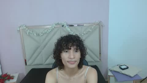 Snapshot of chipi_tay chatting on 11/17/25, 07:19 chipi_tay online show from 11/17/25, 07:19