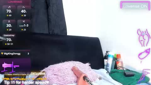 chiquihornymature online show from 11/18/25, 09:52