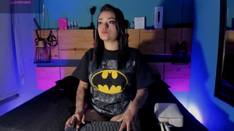 Chloeallennn  online show from 04/12/26, 02:22