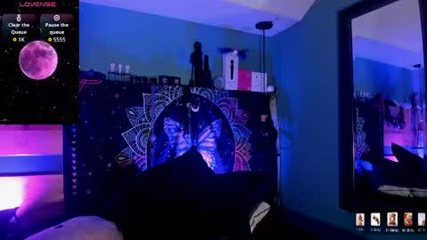 Chloeallennn  online show from 06/06/26, 11:48