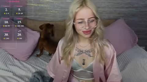 Snapshot of chloe_1dream chatting on 06/22/26, 01:08 Chloe online show from 06/22/26, 01:08