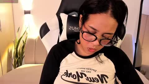 Jen online show from 02/16/25, 12:52