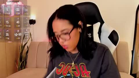 Jen online show from 02/18/25, 02:16