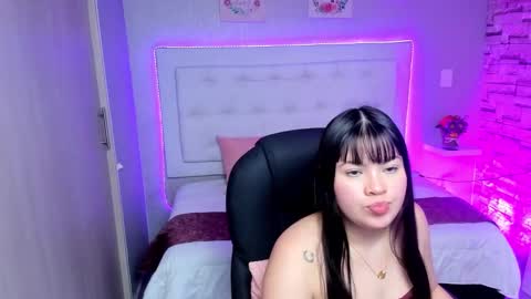 Chloe  monroe1 online show from 09/17/25, 02:30