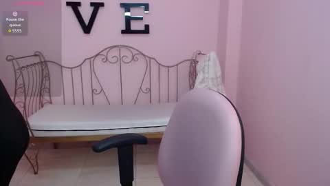 Snapshot of chloe_adams_x chatting on 02/14/26, 01:35 Cloe online show from 02/14/26, 01:35