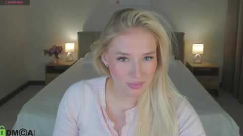 Chloe online show from 01/06/26, 03:54