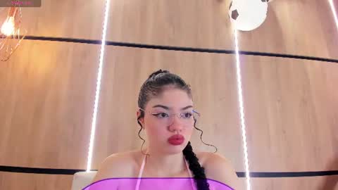 chloe online show from 07/02/26, 12:00