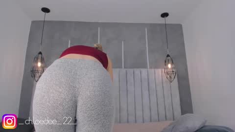 Chloe online show from 02/02/25, 11:19