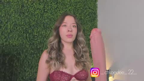 Chloe online show from 09/23/25, 10:51