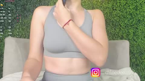 Chloe online show from 09/30/25, 12:10