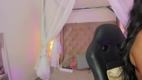 Chloe online show from 07/28/26, 06:20