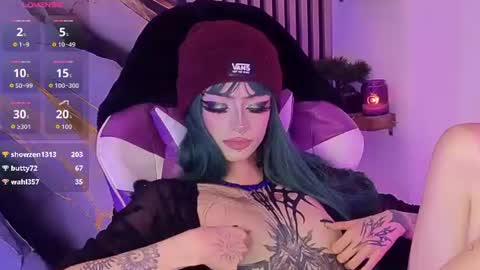 chloe_jacksonn online show from 07/28/26, 08:52