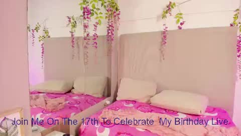 chloe_peach_ online show from 07/28/26, 08:52