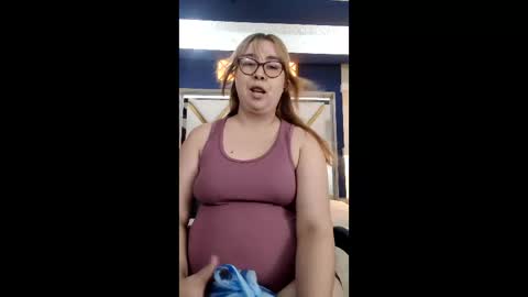 chloe_prg online show from 05/20/26, 03:56