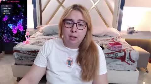 Snapshot of chloe_prg chatting on 07/25/26, 03:59 chloe_prg online show from 07/25/26, 03:59