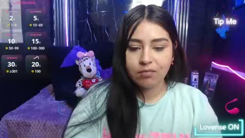 chloe_smith5 online show from 07/28/26, 06:20