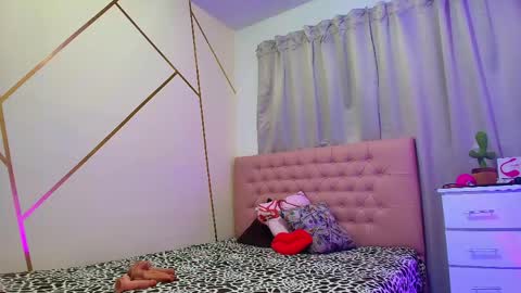 Lulu  online show from 06/08/26, 01:09